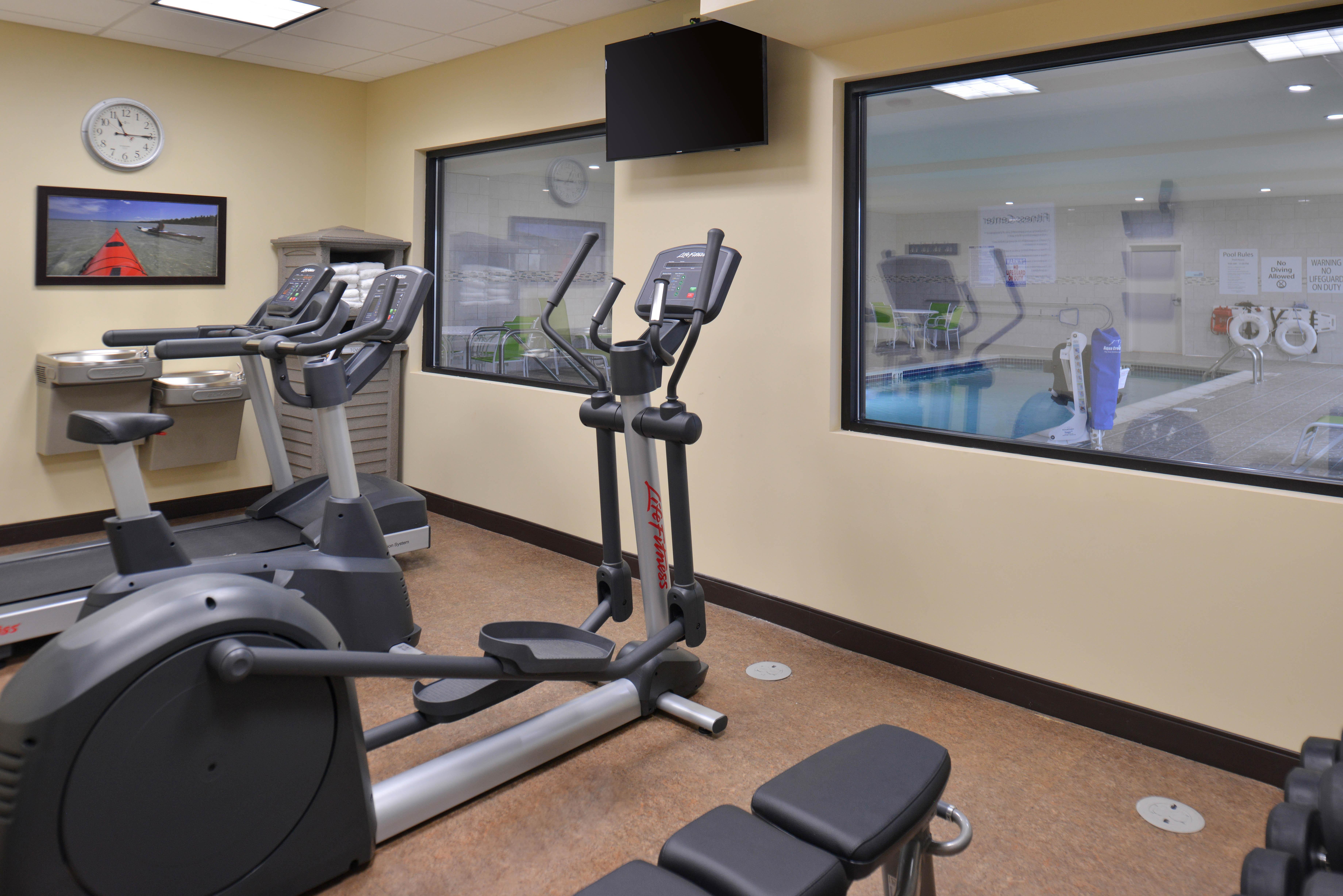 Holiday Inn Express & Suites Dearborn Sw - Detroit Area By Ihg Eksteriør billede